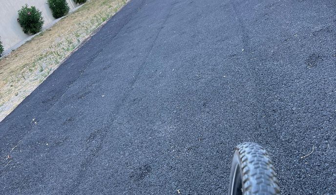 Foto 1 der Bikemap-Route "Νέας Μάκρης, Νέα Μάκρη to Κατράκη Μάνου 2–6, Νέα Μάκρη"