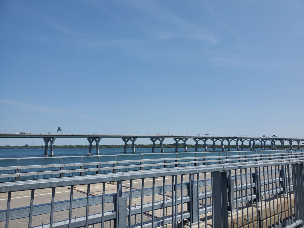 Easy ride to Tekakwitha by the maritime road