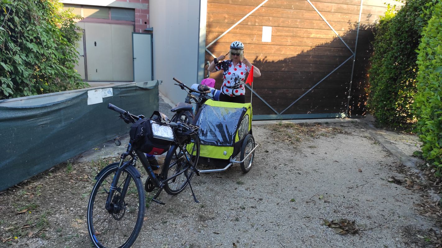 Via Silvio Pellico 10, Ostiglia nach Via Altura 4, Ospedaletto Euganeo