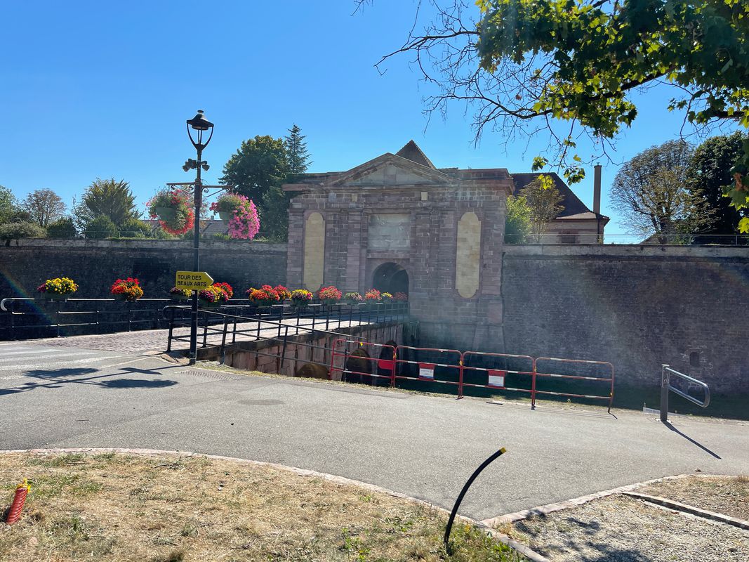 (15) - 76 KM - Neuf brisach