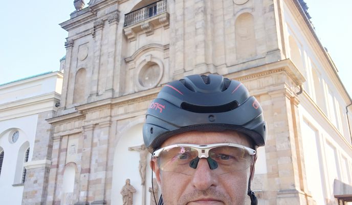 Photo 2 of the Bikemap route "Zwiedzanie okolic Kielc z Tomaszem Grzybowskim św. Krzyż"