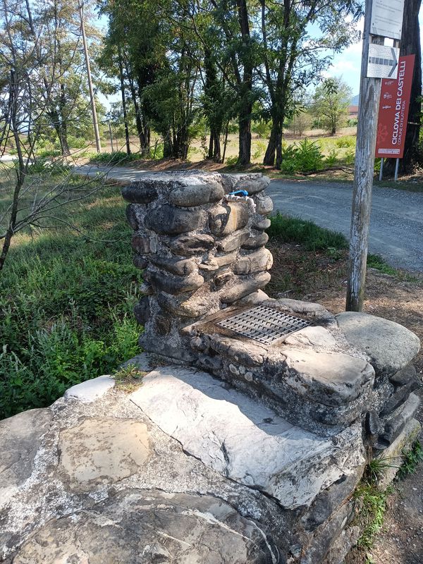 tratto ciclabile dei castelli "Dalla Regina, Filattiera/ Migliarina / e ritorno