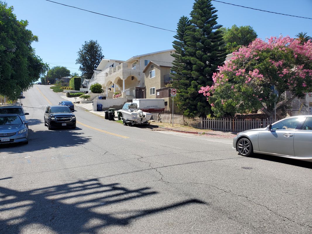 West Channel Street 851, Los Angeles to West Channel Street 791, Los Angeles