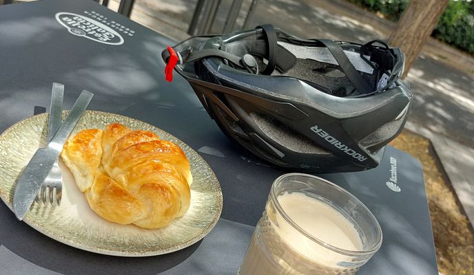 Photo 1 of the Bikemap route "coffee stop!"
