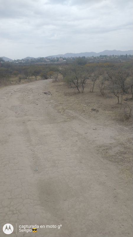 De Cerro Los Tres Zorritos 114, Salta a Vía sin nombre