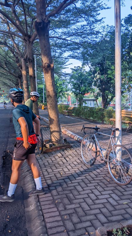 74PH+XV6, Kecamatan Plemahan to 53Q6+RJM, Kecamatan Ngasem