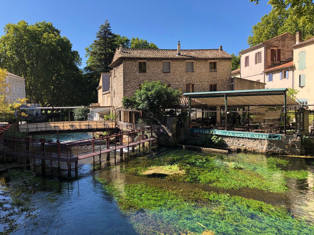 L'Isle-sur-la-Sorgue bis Fontaine