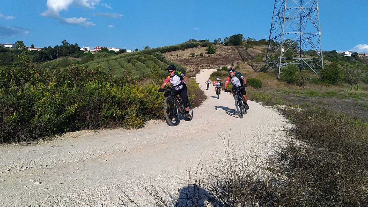 220918 Anta do Alqueidão 47km 1060d+