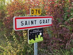 Villefranche-de-Rouergue - Circle through St Grat, Castanet, and Monteils