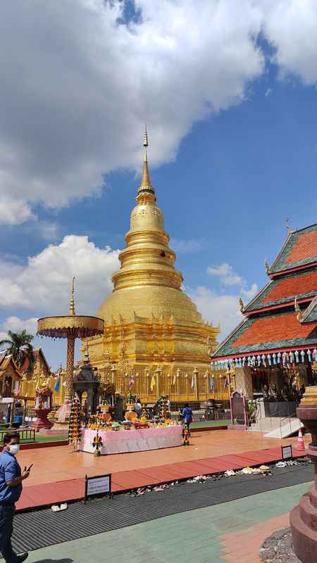 RO Pho Cho Lamphun 3186 Road, Tambon Pratu Pa naar RO Pho Cho Lamphun 3186 Road, Tambon Pratu Pa