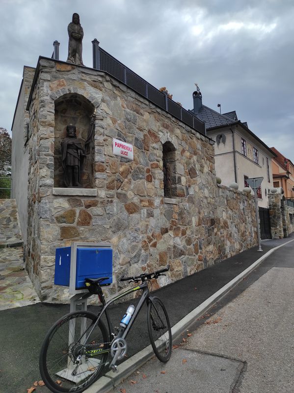 Sadová, Větřní do Sadová, Větřní