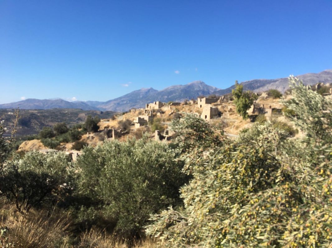 Landros - Kato Asites