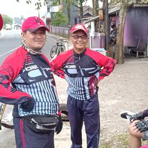 3V9H+5RG, Kecamatan Gunung Guruh to Jalan Perum Mangkalaya 1, Kecamatan Gunung Guruh