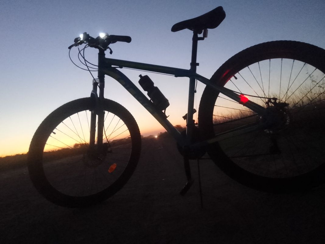 De Calle Alfonsina Storni 210, San Miguel del Monte a VÃa sin nombre