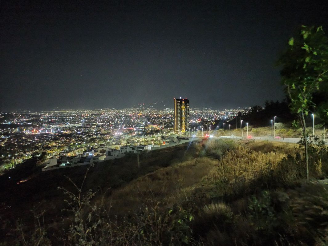 A Tres Marías por Mil Cumbres