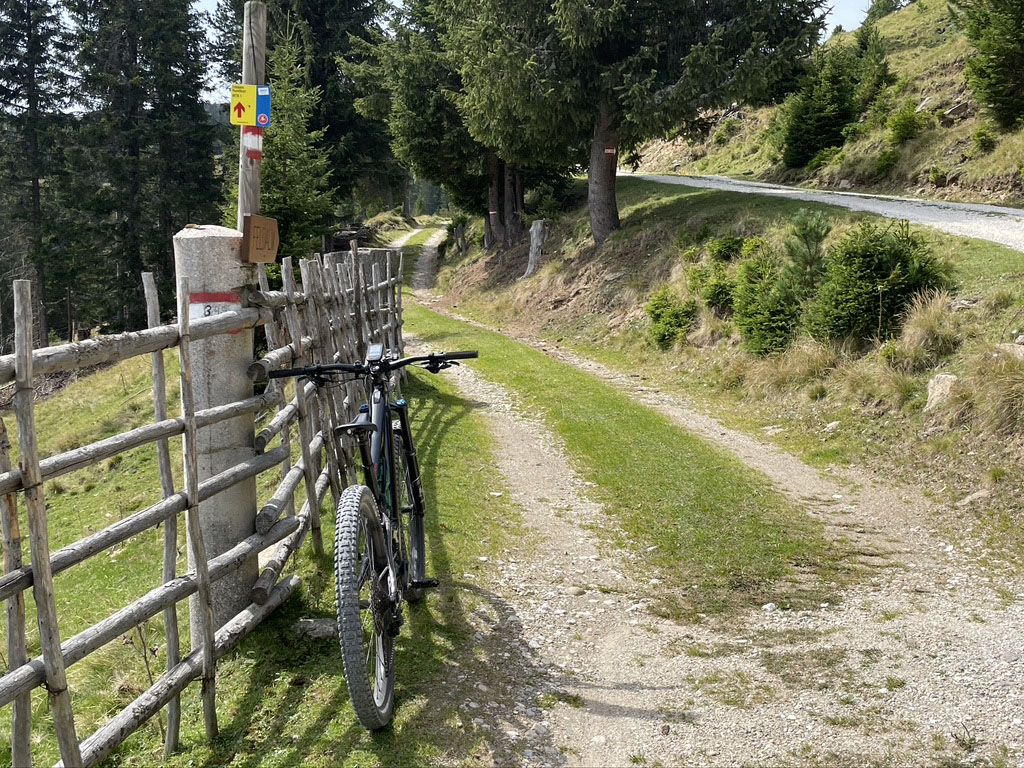 Feldalmhüttentour