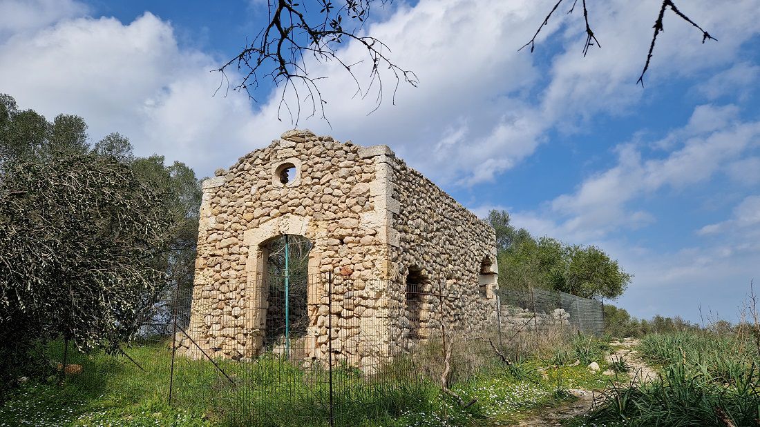 Mallorca a peu: puig de Sant Nofre des de Sant Joan
