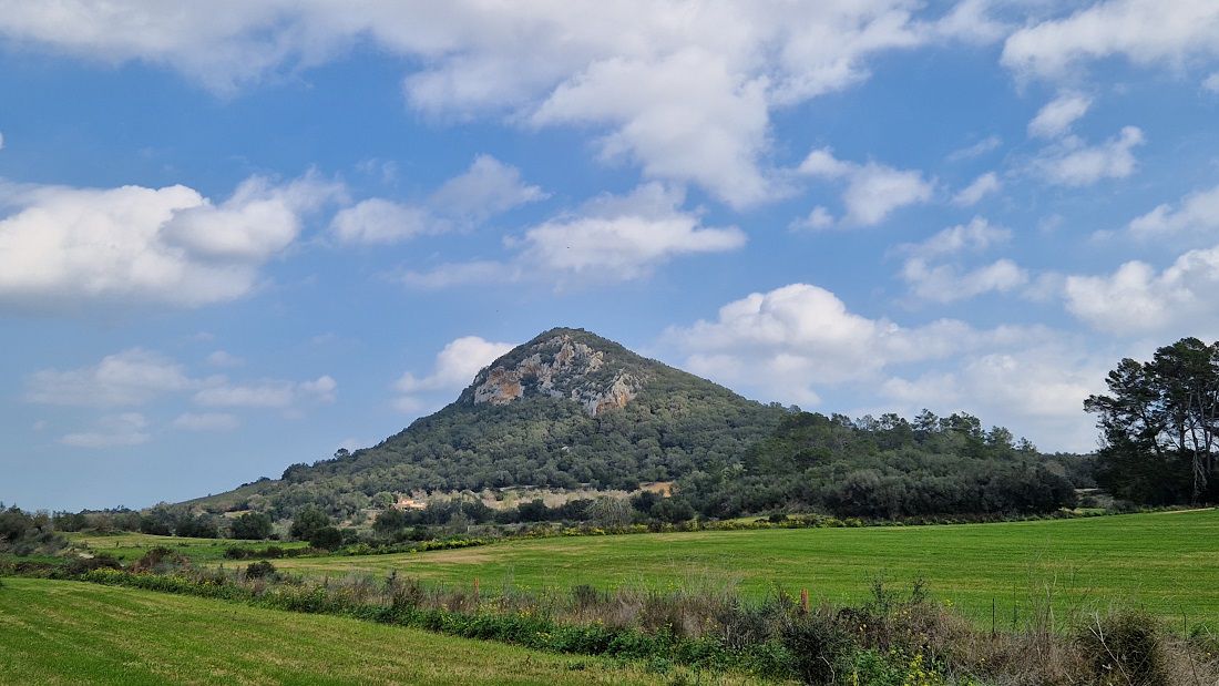 Mallorca a peu: puig de Sant Nofre des de Sant Joan