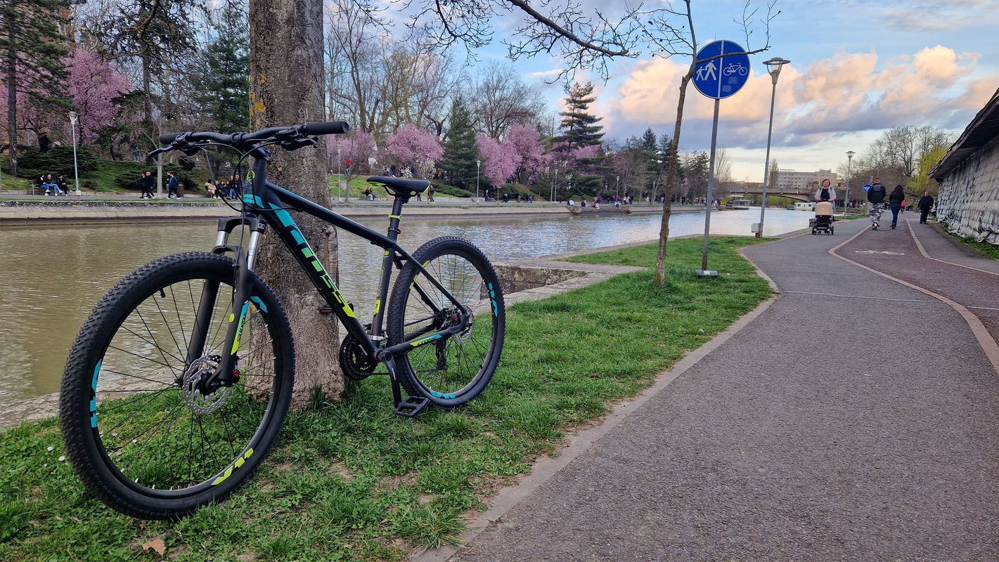 Strada Cebza 21 to Strada Cebza 20