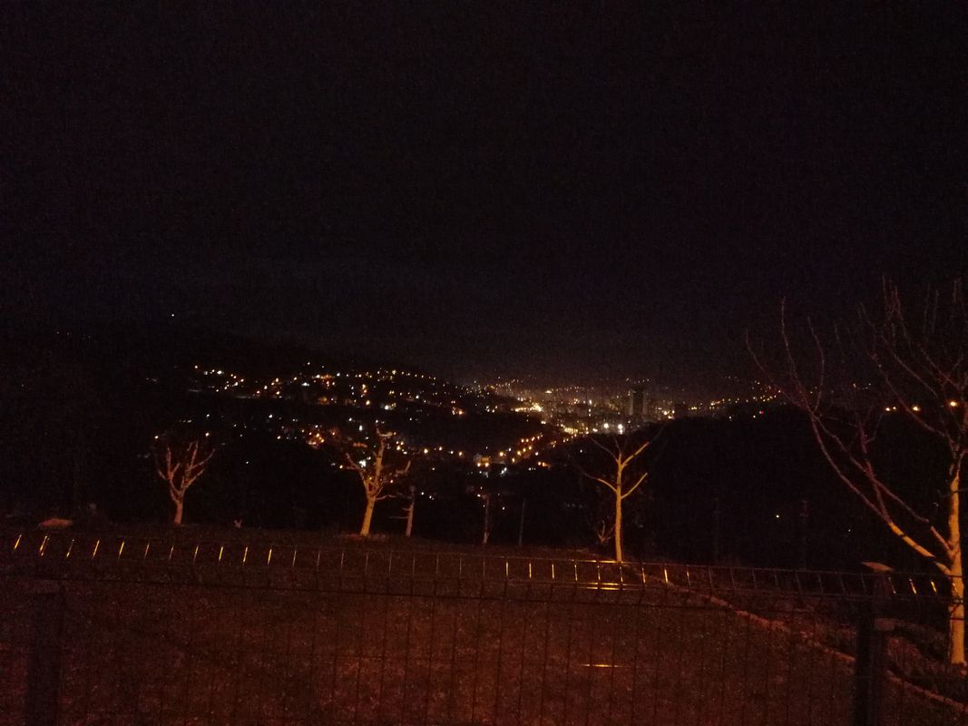 Izeta Sarajlića 5, Tuzla to Izeta Sarajlića 2, Tuzla