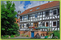 Hebe Bild 4 entlang der Bikemap-Route "11.07.31 Grünmorsbach-Düdelsheim (12. Etappe)" hervor