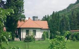 Hebe Bild 1 entlang der Bikemap-Route "Piliscsév - Visegrád" hervor