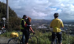 Hebe Bild 2 entlang der Bikemap-Route "Swansea City Heights" hervor