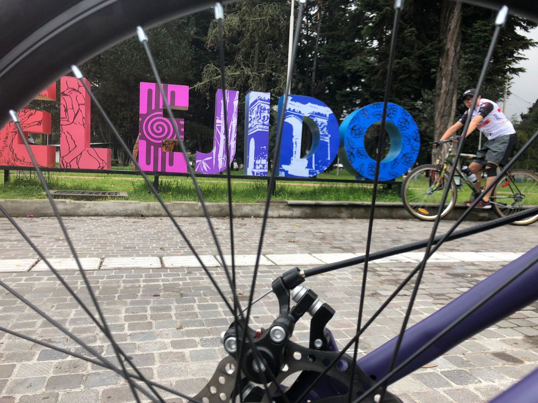 De QF4H+XVR, Quito a QF4H+XVR, Quito