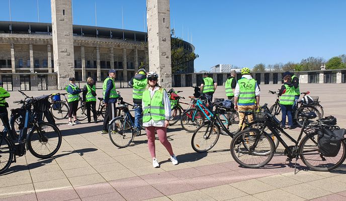 Foto 1 der Bikemap-Route "Sperrradiotour, Tour de Trus" Foto 1 der Bikemap-Route "Sperrradiotour, Tour de Trus"