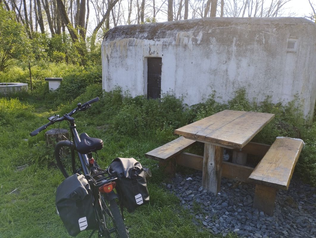 Marchegg - Stupava - Devínska Nová Ves &amp; relax biking 🚴🌞🍺🇦🇹🇸🇰