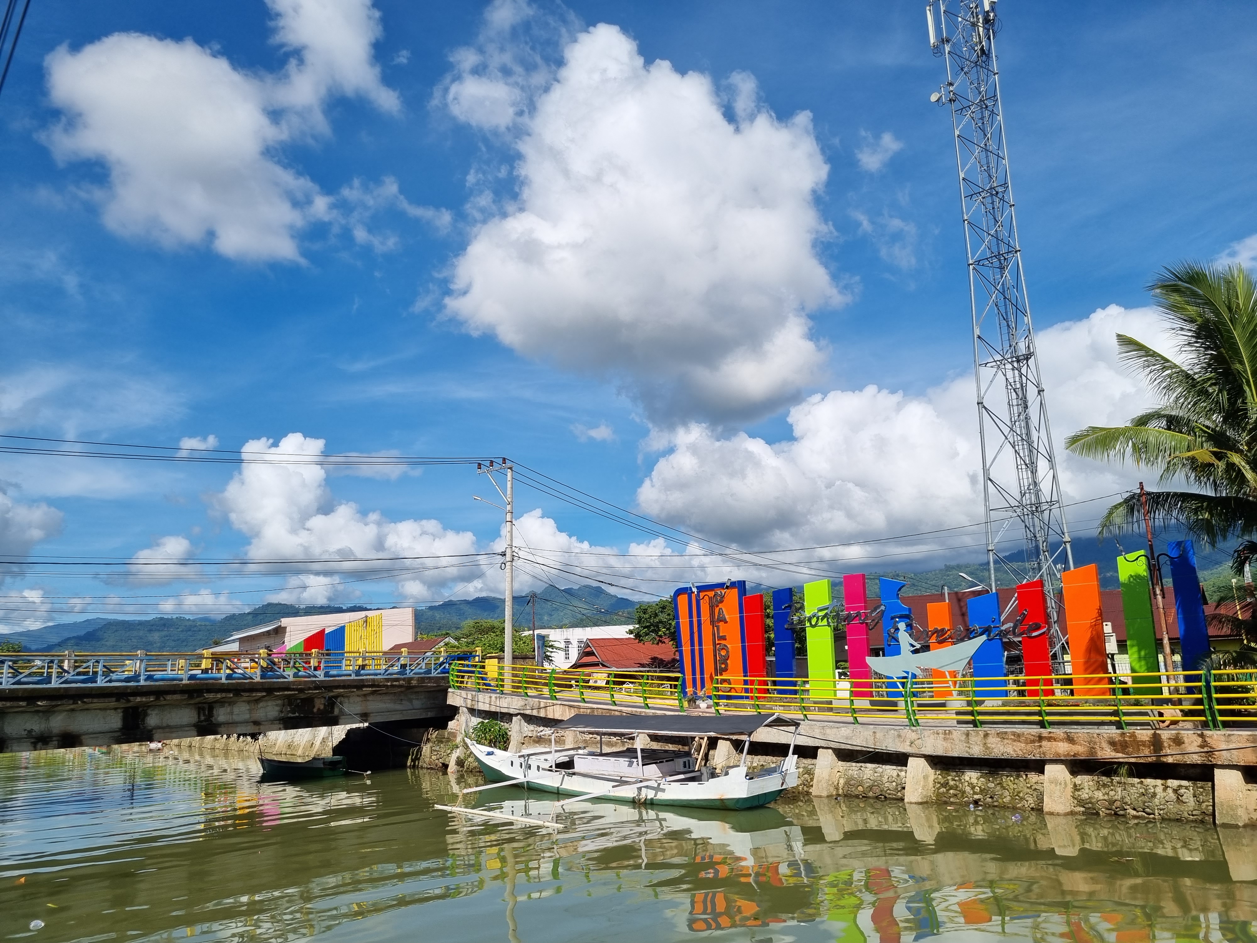 X69C+VQ5, Kecamatan Wara Selatan to Jalan Andi Pangerang No.22, Kecamatan Wara Utara
