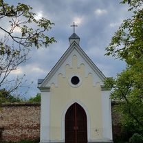Am Steinfeld 5, Maria Enzersdorf nach Josef Hesoun-Straße 2, Brunn am Gebirge