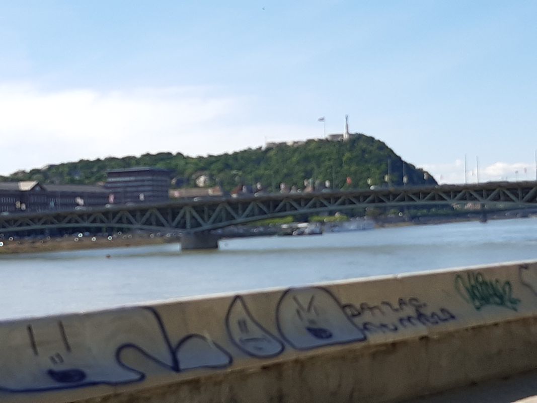 Laczkovich utca 1, Budapest - Végvár utca 2, Budapest