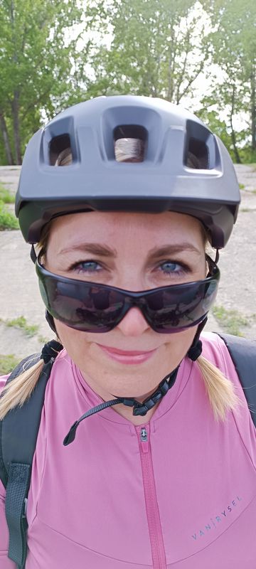 Kráľová nad Váhom do Váhová