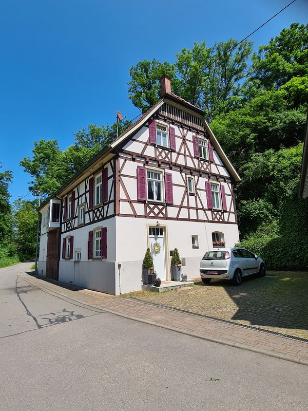 Jahnstraße 19, Markgröningen nach Hertichstraße 70, Leonberg