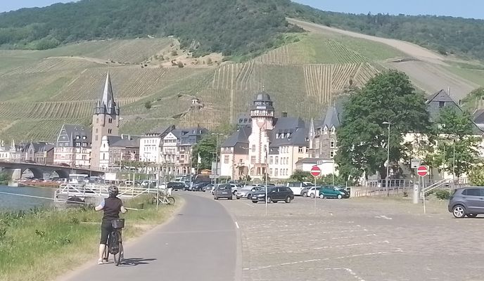 Foto 2 der Bikemap-Route "Moselstraße 50, Piesport nach Pastor Glesius Straße 13, Zeltingen-Rachtig"