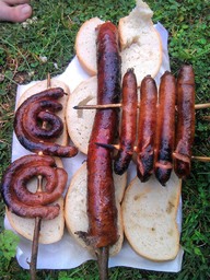 Hebe Bild 1 entlang der Bikemap-Route "Coclauri" hervor Hebe Bild 1 entlang der Bikemap-Route "Coclauri" hervor