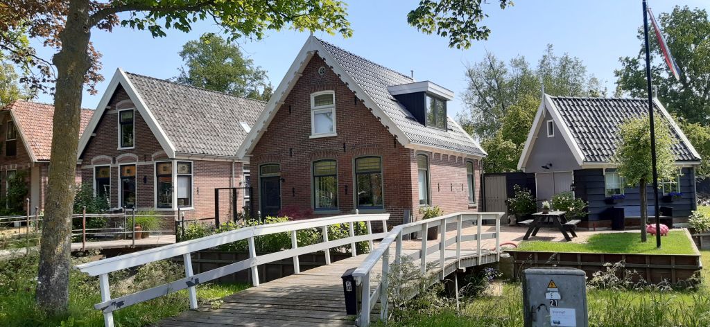 NL208: Rundfahrt durch die Blumenfelder