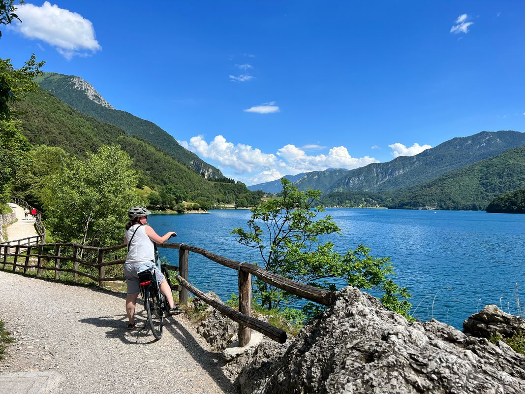 wunderschöne Tour um den Ledro See