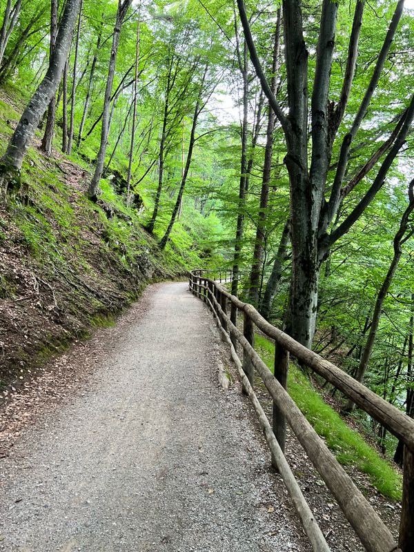wunderschöne Tour um den Ledro See