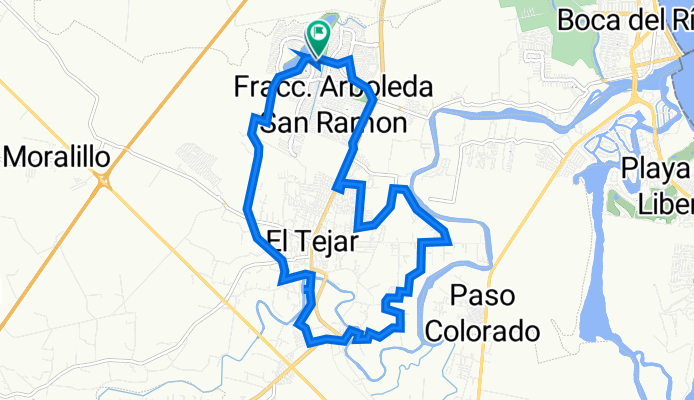 De Circuito Laguna de Alvarado Norte 3 a Boulevard Puente Moreno