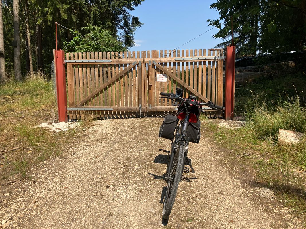 Rundkurs von Erlheim Gasthof Erras über Biergarten Waldhaus Höhenweg durch Hirschwald
