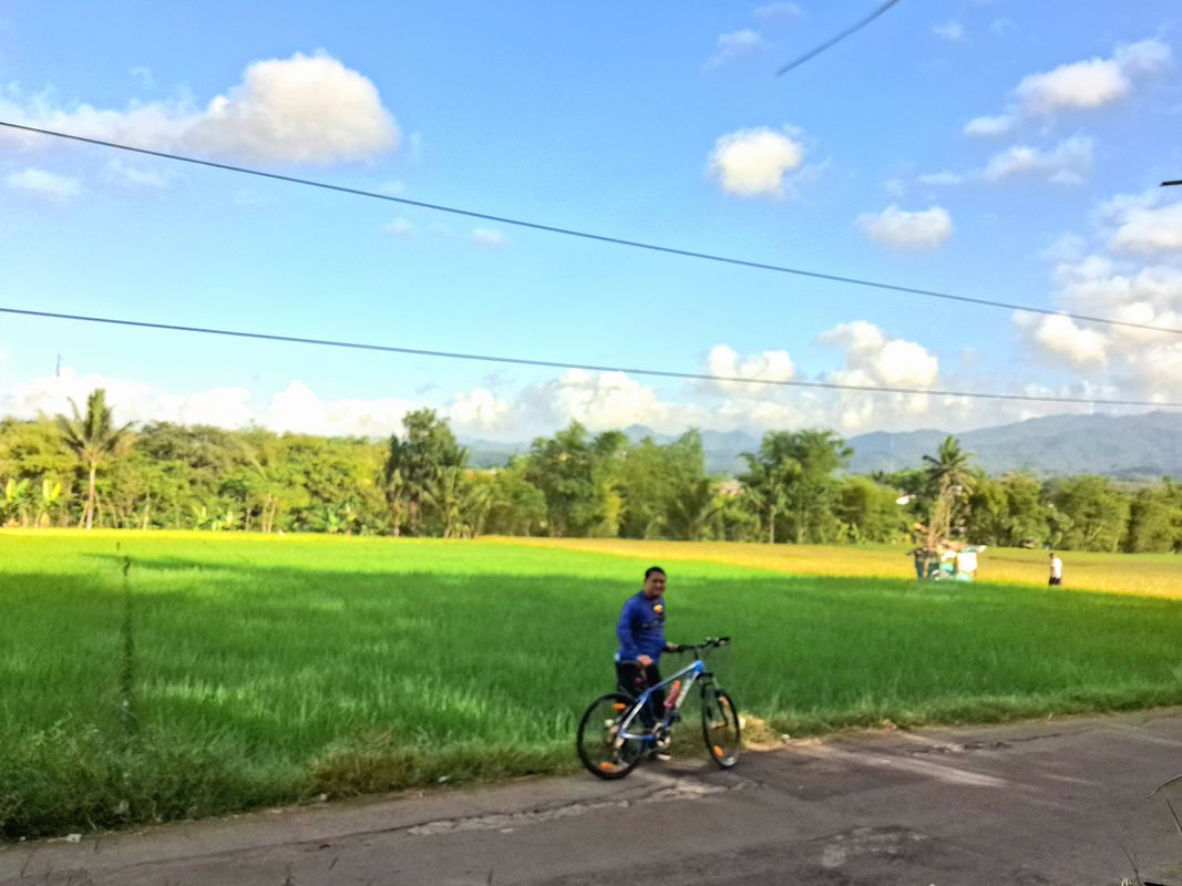 Jalan Veteran No 8, Kecamatan Magelang Tengah to Jalan Veteran No 8, Kecamatan Magelang Tengah