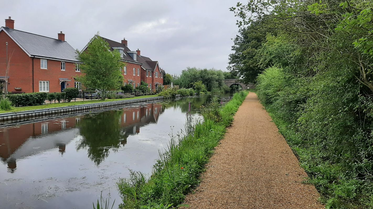 WT, Kingsbrook, GU canal path, AC, WT