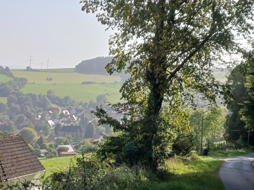 Briloner Straße 2, Warburg nach Briloner Straße 2, Warburg