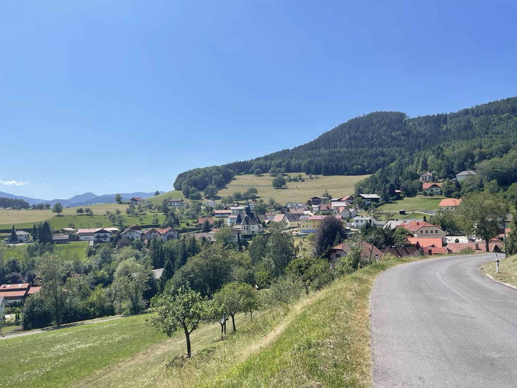 Gloggnitz Loop mit Päuschen (Restaurant) in Prigglitz