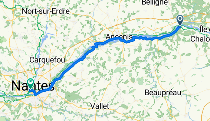 6: Le Port, Logis au Poisson d'Argent to Nantes, Hotel Voltaire