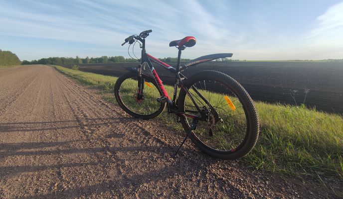 Zdjęcie 2 trasy Bikemap „От Неизвестная дорога, Первомайский до Неизвестная дорога, Первомайский”