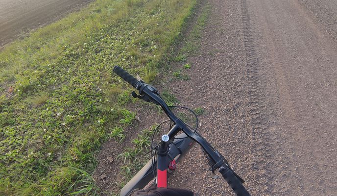 Zdjęcie 1 trasy Bikemap „От Неизвестная дорога, Первомайский до Неизвестная дорога, Первомайский”