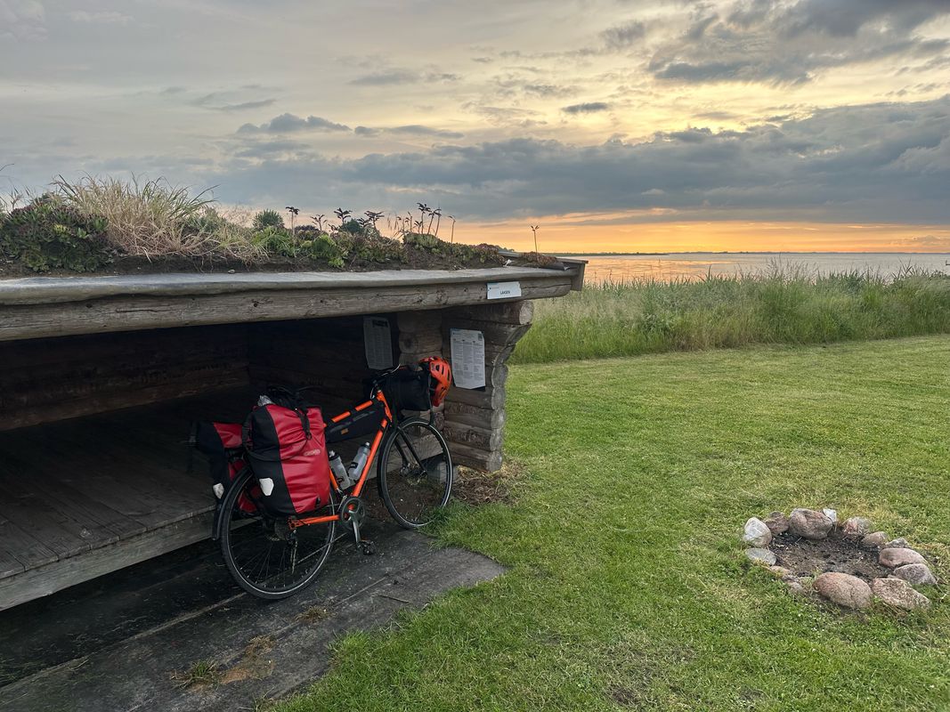 Tårs to Langø
